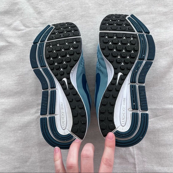 Sold - Picture 5 of 12